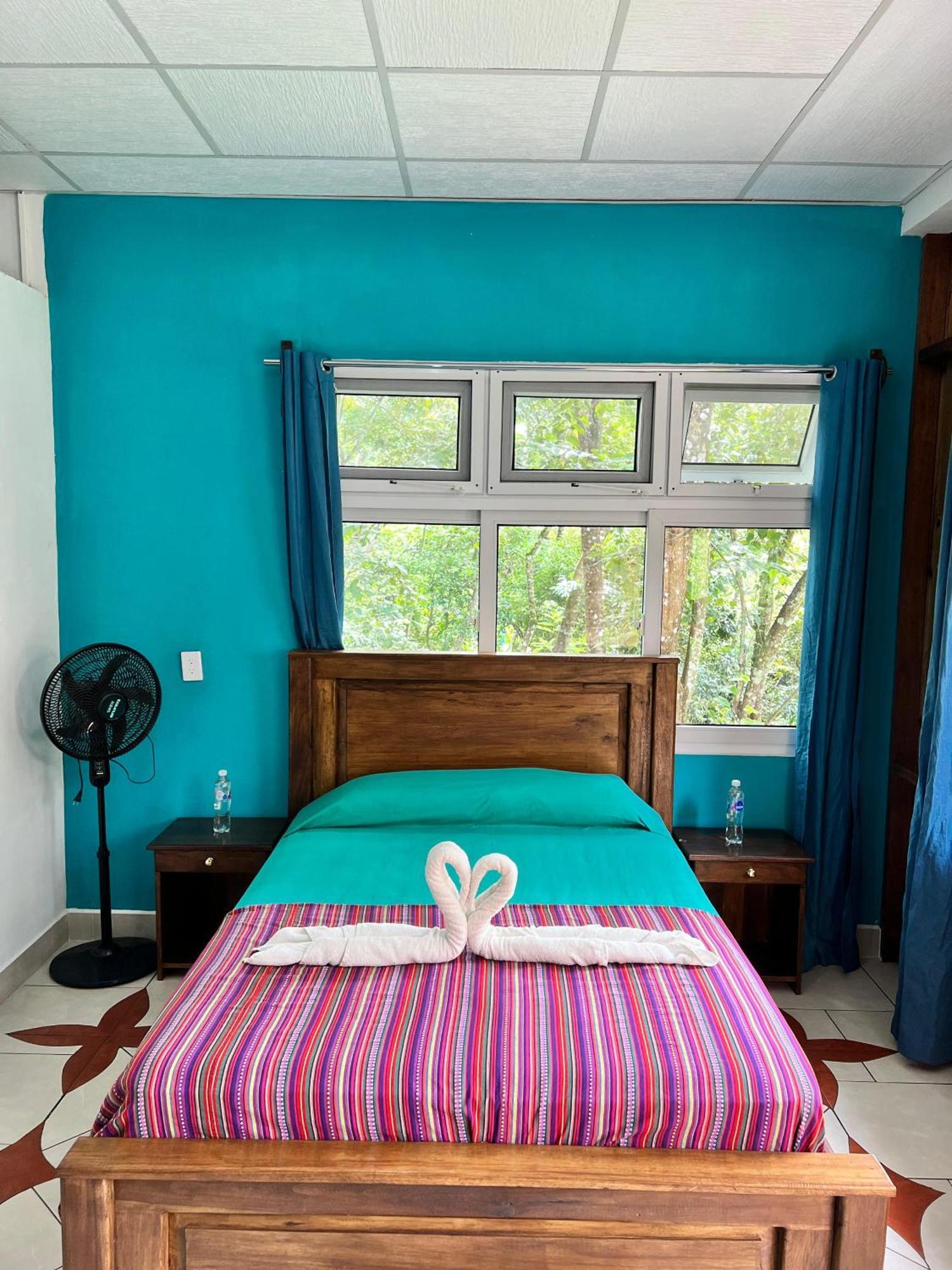 Oasis The Traveler Hostel ลังกิน ภายนอก รูปภาพ