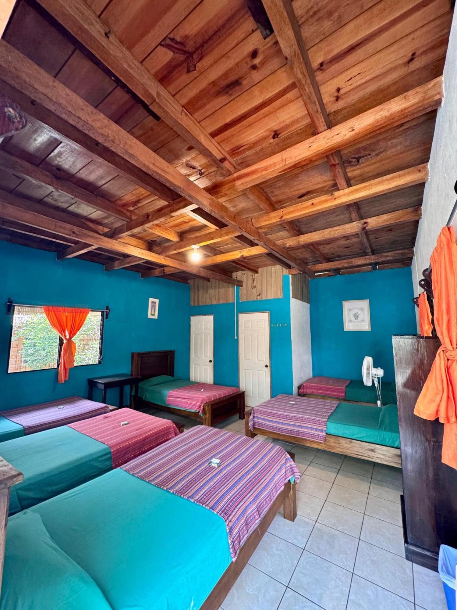 Oasis The Traveler Hostel ลังกิน ภายนอก รูปภาพ